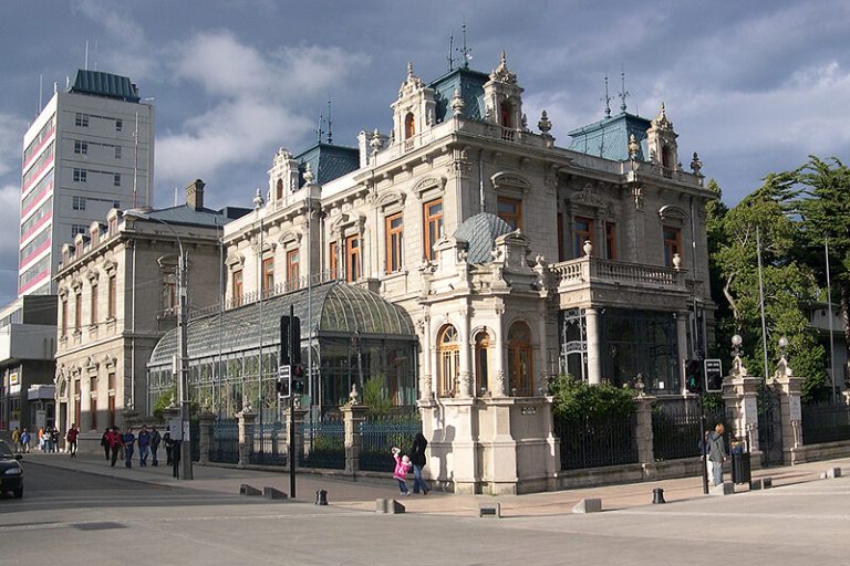 CITY TOUR - Palacio Sara Braun