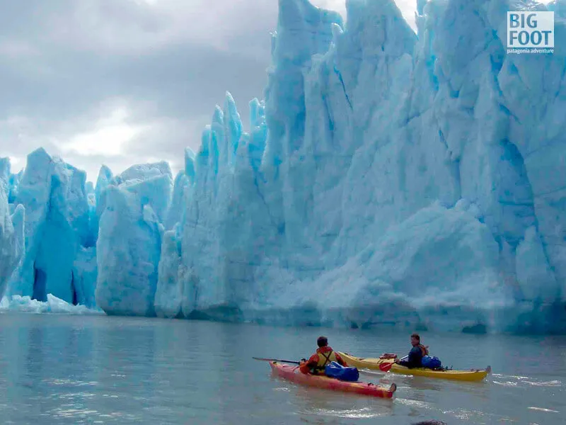 Icebergs y kayak